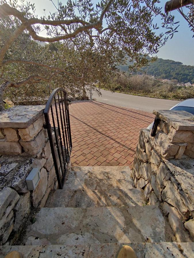 Merlo House Dol Hvar สตารีกราด ภายนอก รูปภาพ